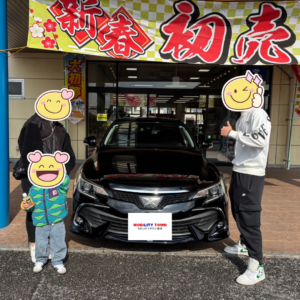 トヨタ MARK Xの納車記念写真|モビリティタウン熊本